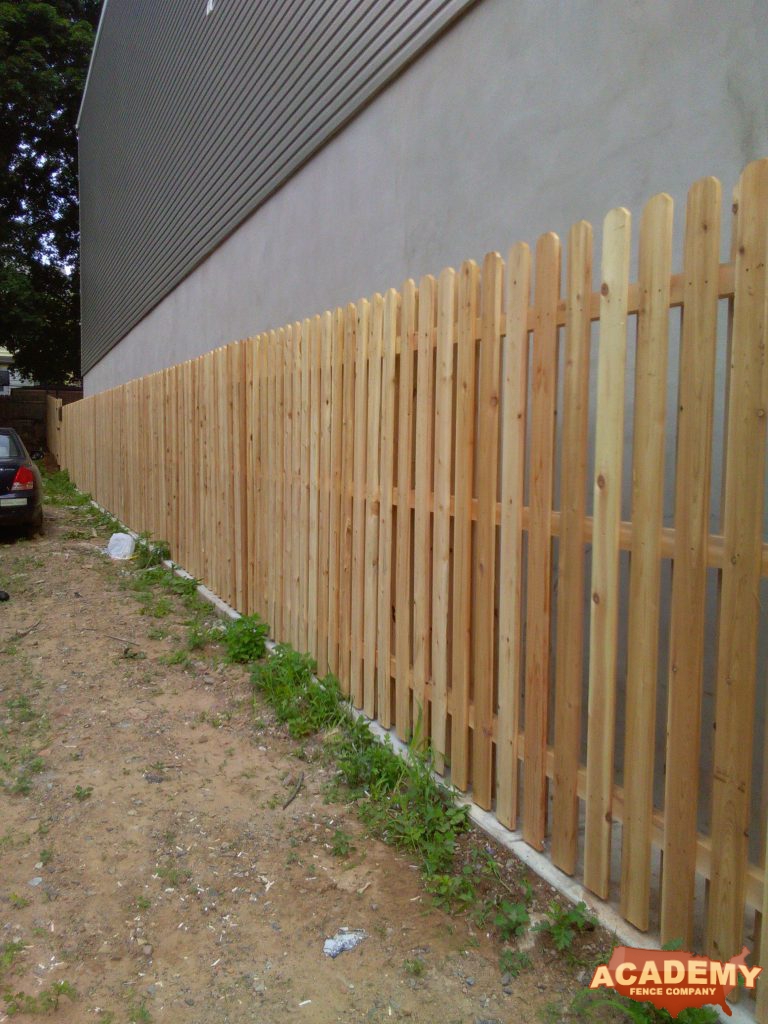 6 Foot board on board semi-private cedar wood fence installed by Academy Fence Company in Jersey City, NJ - Hudson County